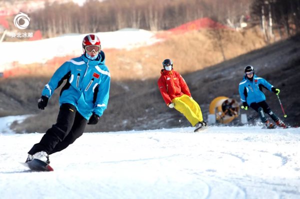 滑雪場制作廠家