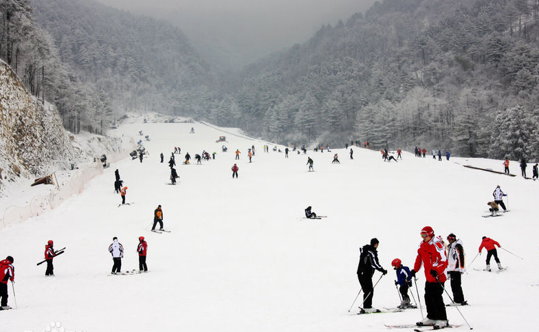臨安大明山滑雪場(chǎng)
